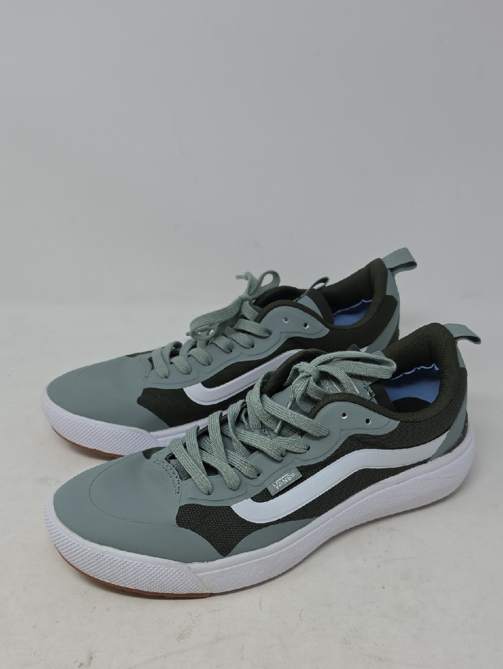 Vans Sage Green and Black Skate-Inspired Low Tops Men 8.5 Women 10